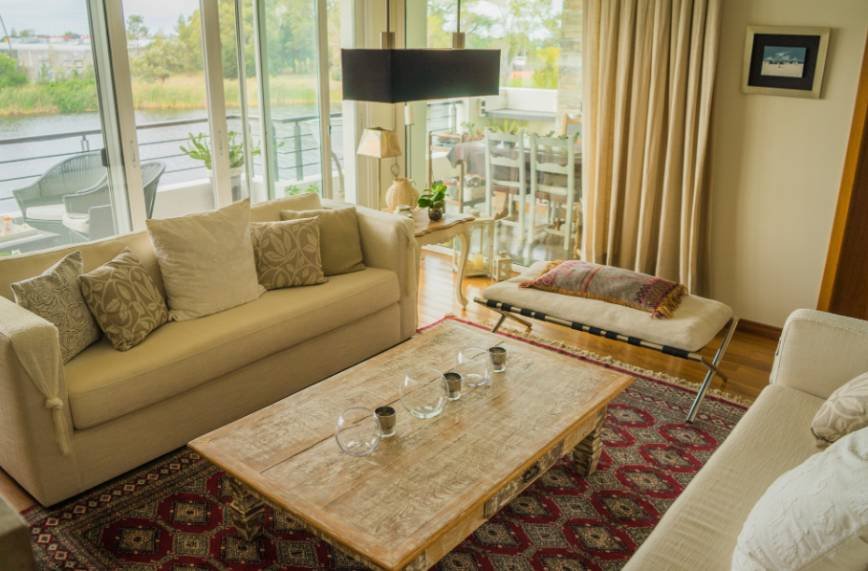 Luxury Living Ideas for Small Spaces That Feel Expensive