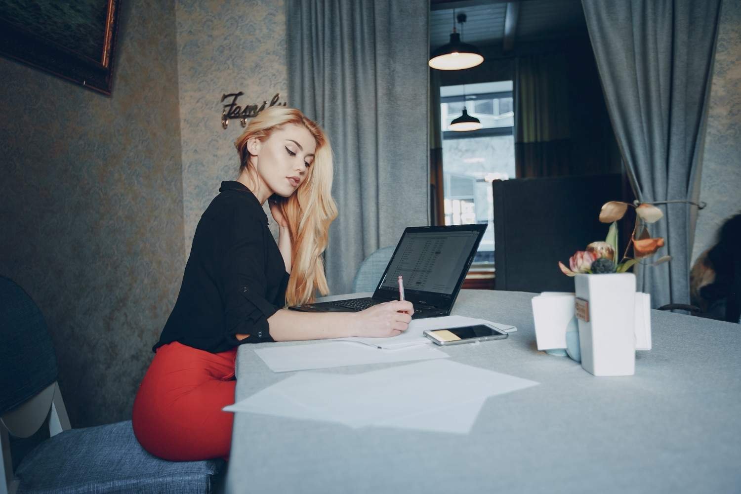Can a Luxury Home Office Add Appeal to a U.S. Property?